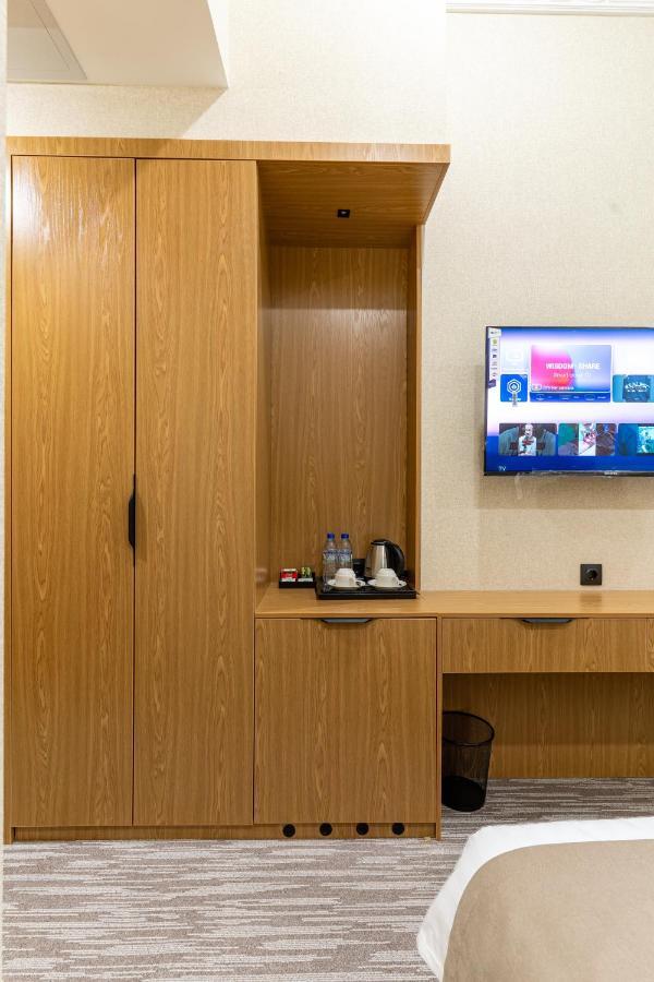 Mirzo Hotel タシュケント エクステリア 写真