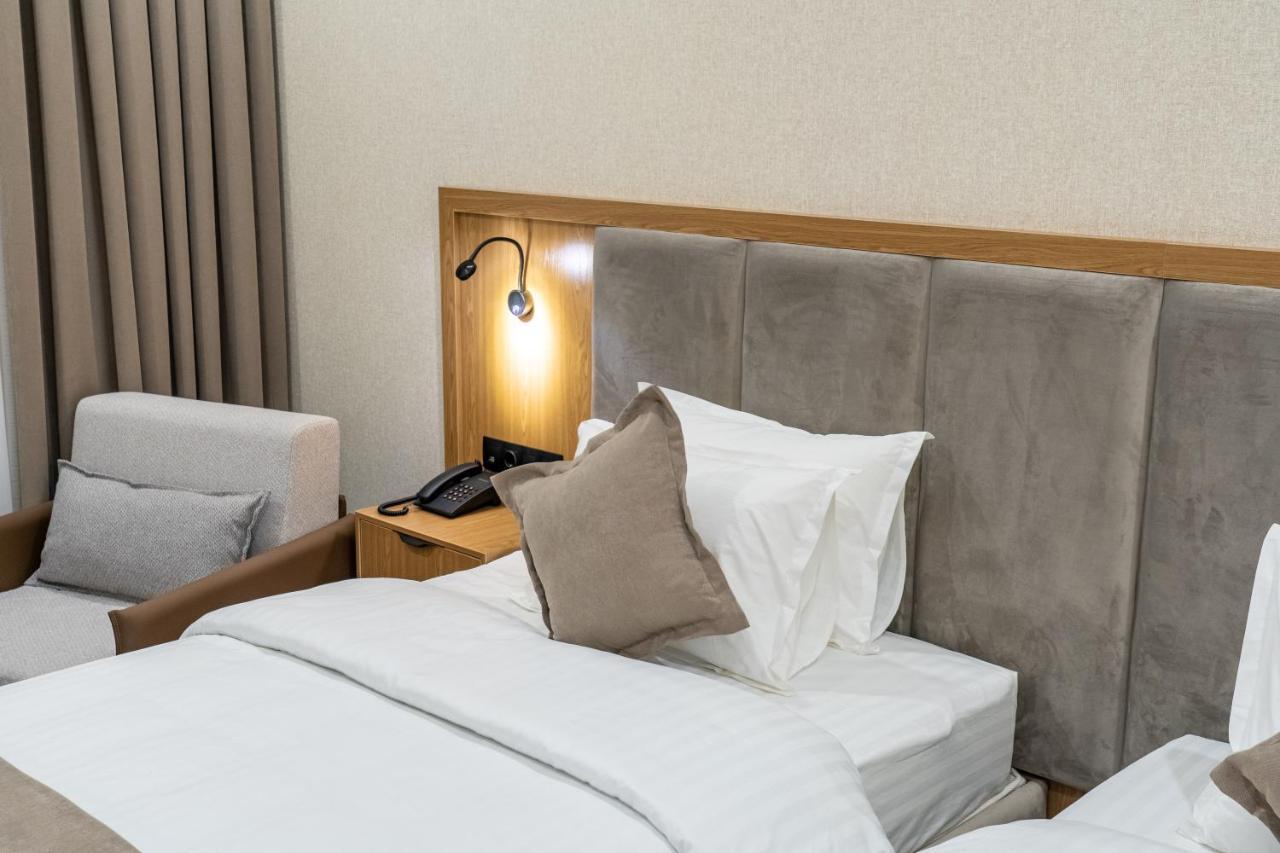 Mirzo Hotel タシュケント エクステリア 写真