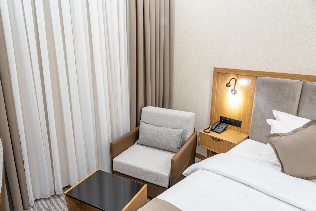 Mirzo Hotel タシュケント エクステリア 写真
